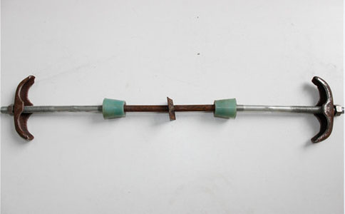 建筑防水工程中止水螺桿的結(jié)構(gòu)組成特點(diǎn)(圖1) 建筑防水工程中止水螺桿的結(jié)構(gòu)組成特點(diǎn)(圖1)